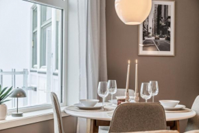 4 bedroom Penthouse Appartment, Right On The Mainstreet